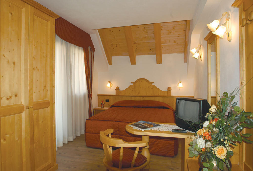 Hôtel Rifugio Passo Staulanza à Zoldo Alto Chambre photo